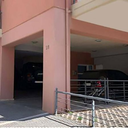 Little Emerald - Central Spot Apartments Volos Buitenkant foto