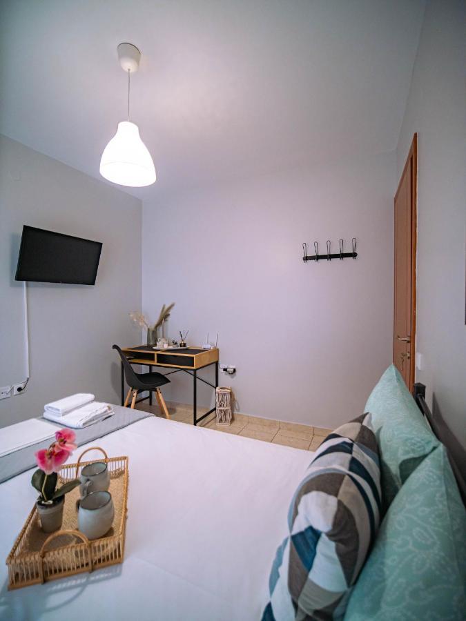 Little Emerald - Central Spot Apartments Volos Buitenkant foto