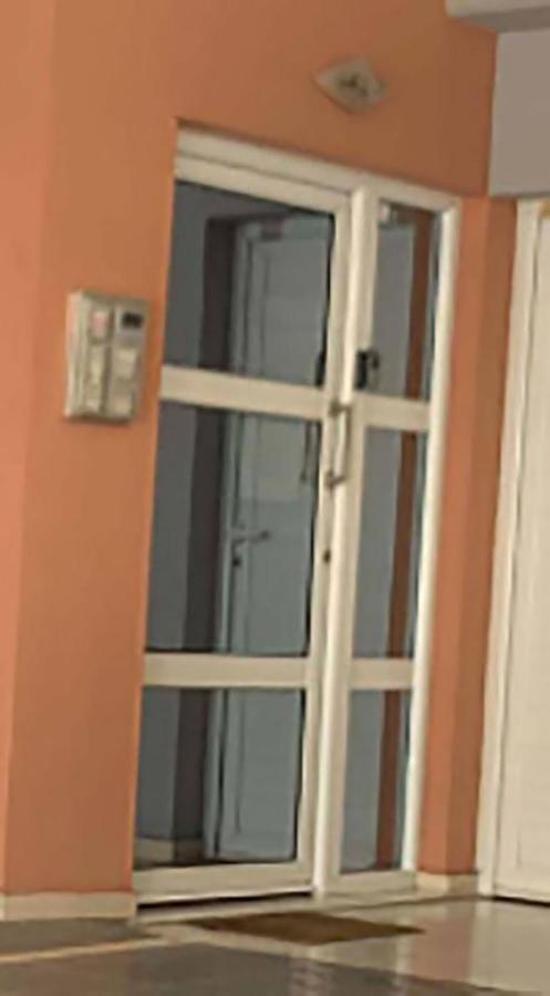 Little Emerald - Central Spot Apartments Volos Buitenkant foto
